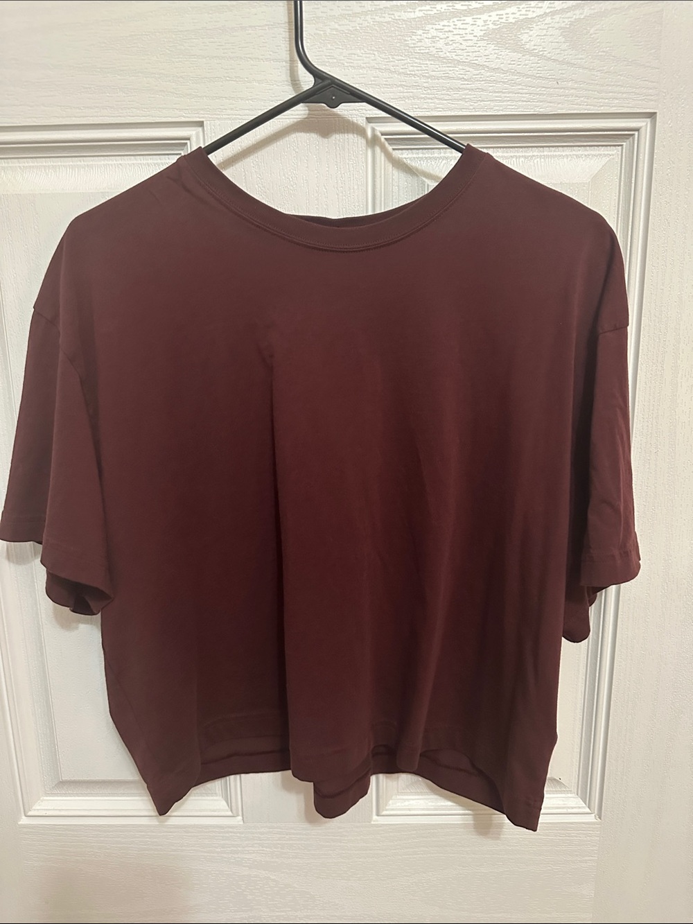 Athleta True Cotton Crop Tee. Large in Garnet